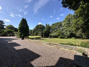 Photo 11- click for photo gallery